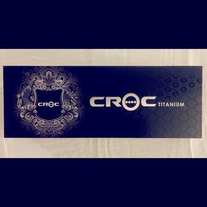 CROC Classic Black Titanium 1.5” Flat Iron